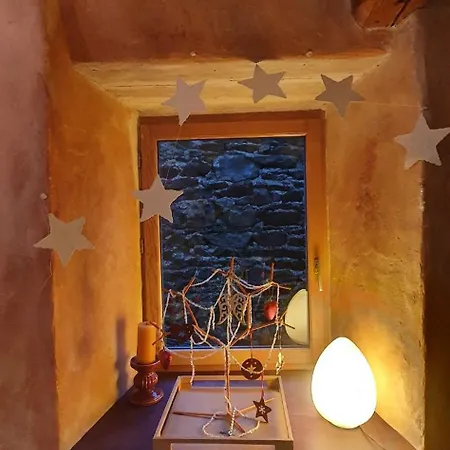 Eco-gite Panoramique Face Aux Volcans Avec Ateliers Couture Boheme En Option Nyaraló Champagnac-le-Vieux