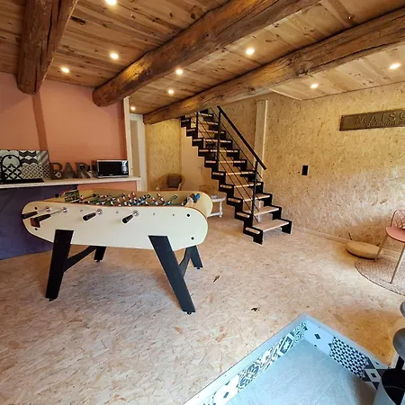 Eco-gite Panoramique, Terrasses, Baby Foot, 150 M2 Renove Et Agrandi En 2024, Activites Proposees Holiday home