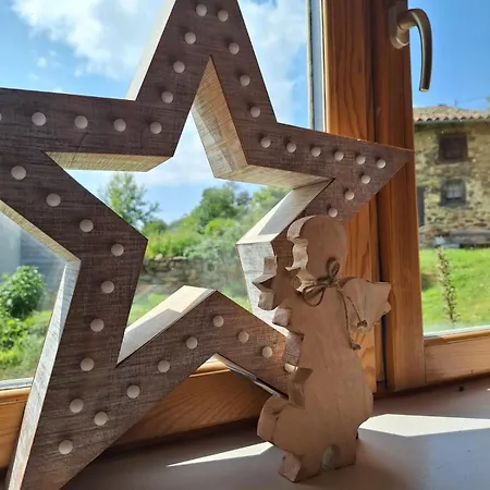 Сasa de vacaciones Eco-gîte Panoramique, Plan D'eau à Proximité, Atelier Couture Bohème Possible *