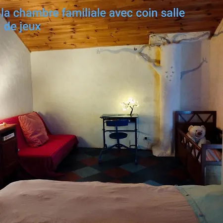 Eco-gîte panoramique face aux volcans avec ateliers couture bohème en option Hébergement de vacances