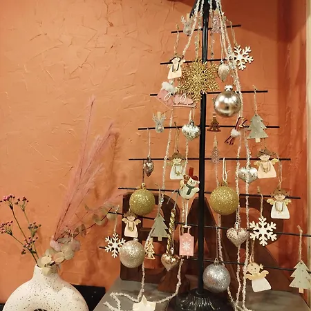 Eco-gite Panoramique Face Aux Volcans Avec Ateliers Couture Boheme En Option Дом отдыха Champagnac-le-Vieux